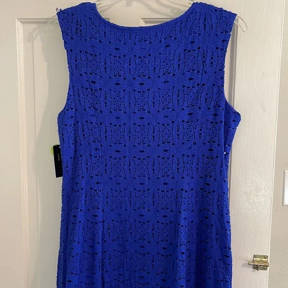Blue dress. Size 16, brand new with tags! - Picture 6 of 6